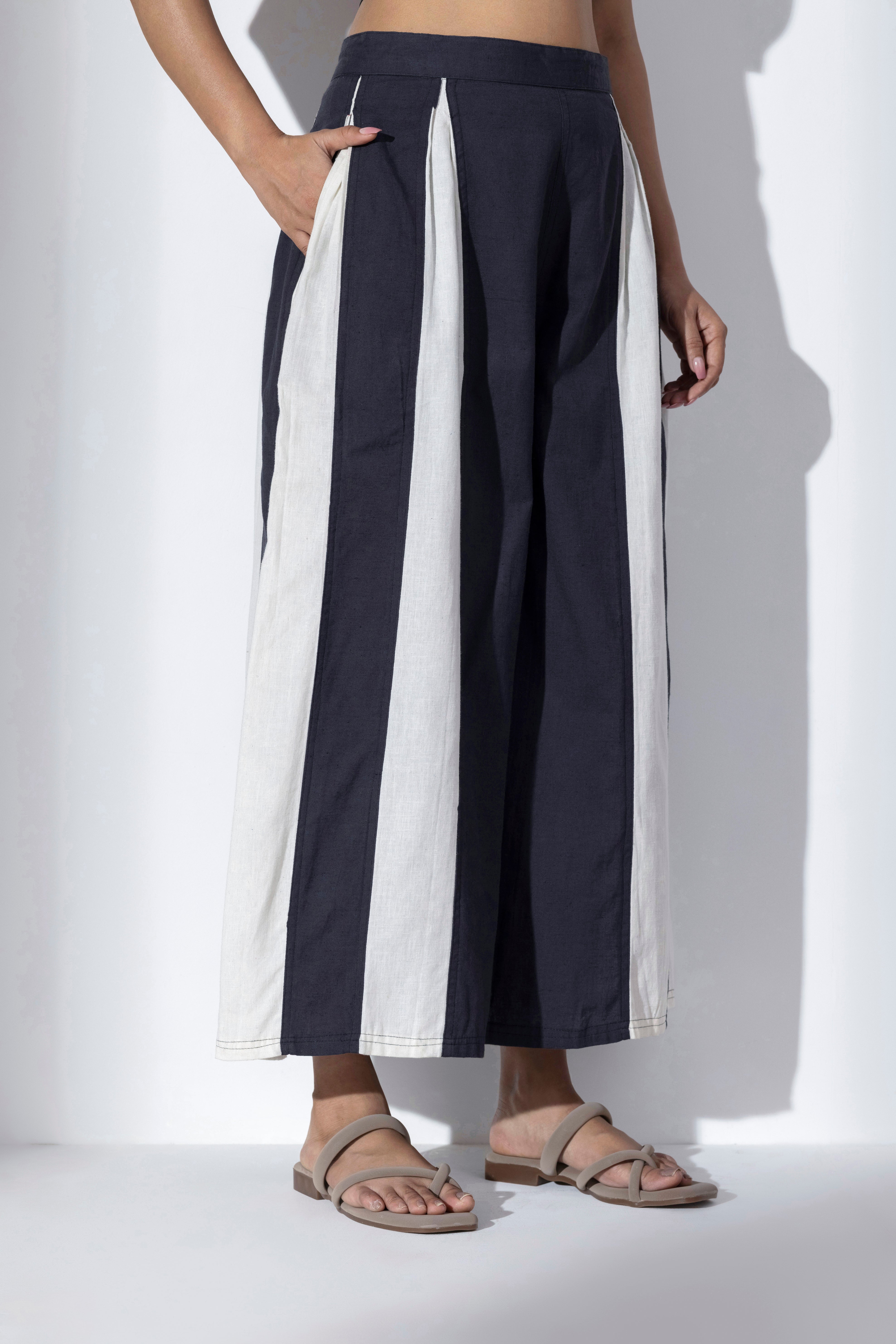 MIKAII PANTS