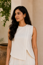 Load and play video in Gallery viewer, MEERA TOP
