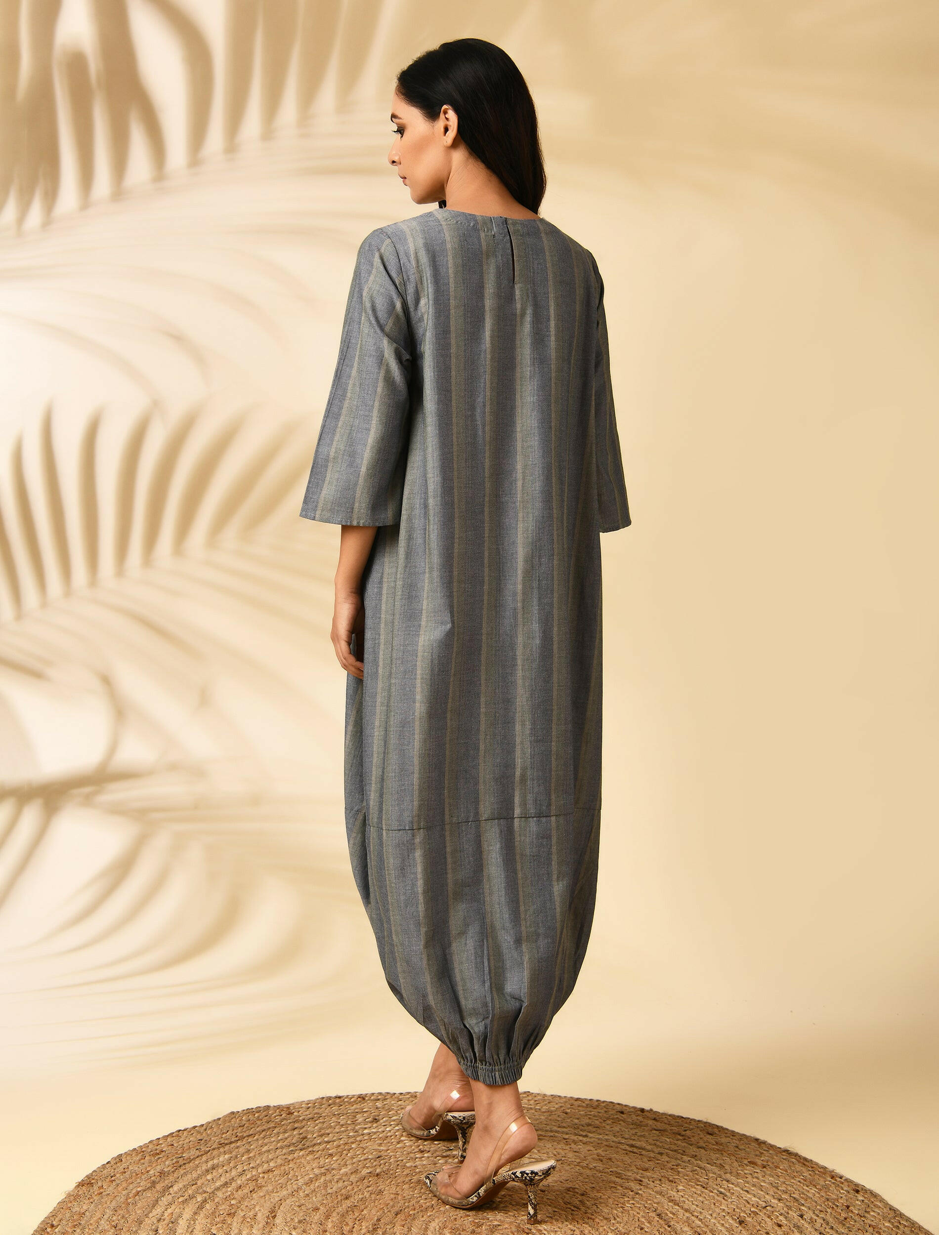 SAND STRIPES UMBRELLA DRESS (A)