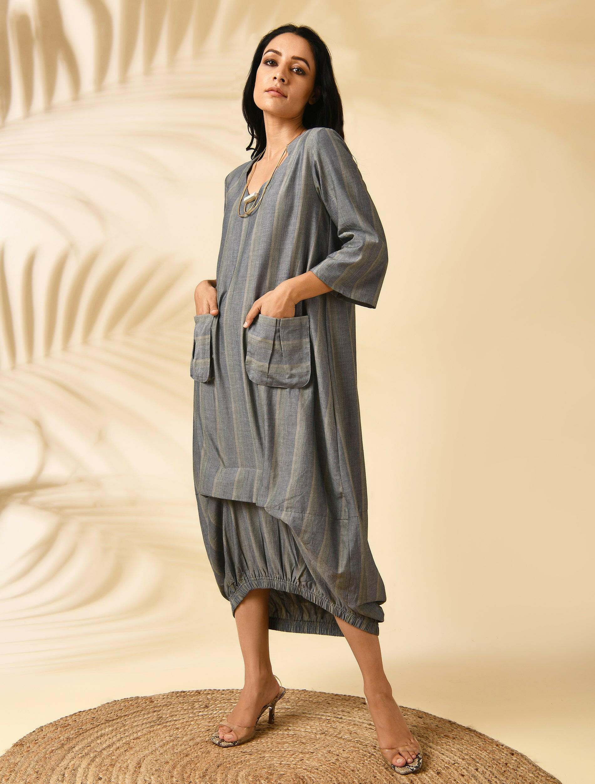 SAND STRIPES UMBRELLA DRESS (A)