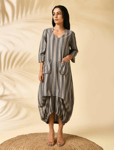 SAND STRIPES UMBRELLA DRESS (B)